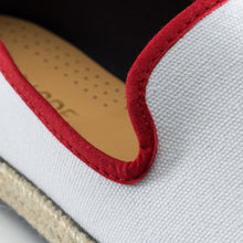 Load image into Gallery viewer, Classic Slip-On Flag Homme ANGARDE coton summer sunrise bleu blanc rouge confortable