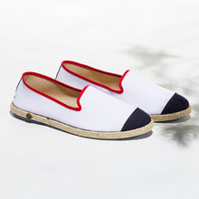 Load image into Gallery viewer, Classic Slip-On Flag Homme ANGARDE coton summer sunrise bleu blanc rouge vue de biais