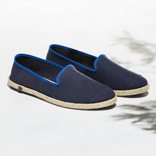 Load image into Gallery viewer, Classic Slip-On Navy Homme ANGARDE coton summer sunrise bleu marine vue de biais