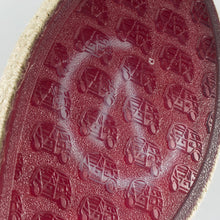 Load image into Gallery viewer, Classic Slip-On Red Homme ANGARDE coton summer sunrise rouge résistante