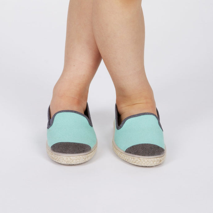 Classic Slip-On Aqua Enfants ANGARDE coton summer sunrise bleu vert porté