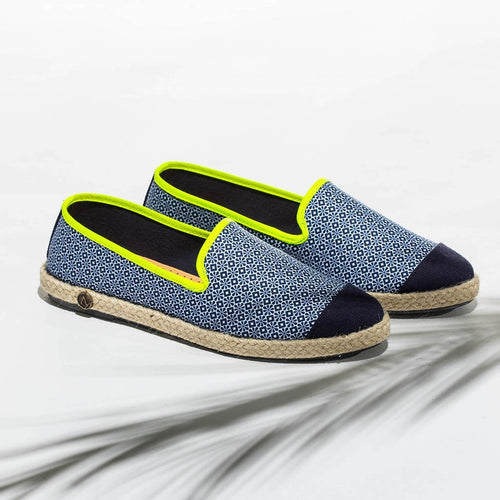 Collab Slip-On Navy Azulejos GILI'S femme ANGARDE coton summer sunrise imprimé gili's bleu et jaune fluo vue biais