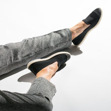 Load image into Gallery viewer,  Classic Slip-On Black Femme ANGARDE coton summer sunrise noire casual chic