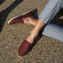 Load image into Gallery viewer, Classic Slip-On Carmine Homme ANGARDE coton summer sunrise bordeaux casual chic