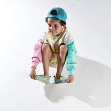 Load image into Gallery viewer, Collab Slip-On BANDY BUTTON Enfant ANGARDE coton sunrise summer palmiers vert d&#39;eau jaune boy