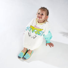 Load image into Gallery viewer, Collab Slip-On BANDY BUTTON Enfant ANGARDE coton sunrise summer palmiers vert d&#39;eau jaune fille