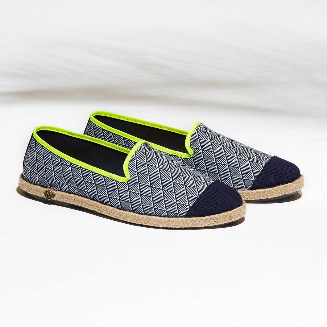 Collab Slip-On Winwood GILI'S Homme ANGARDE coton summer sunrise bleu marine et jaune fluo vue de biais